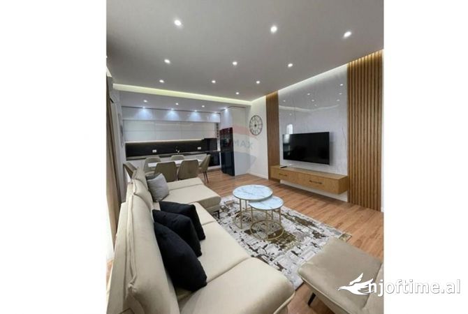 Shtepi ne shitje 2+1 ne Tirane - 210,000 Euro