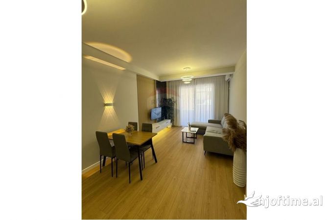 Shtepi ne shitje 1+1 ne Tirane - 109,000 Euro