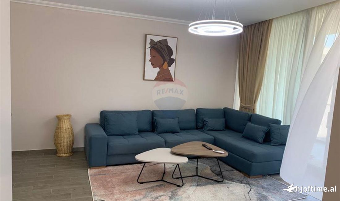 Shtepi me qera Apartament ne Tirane, 2+1, Mobilimi E mobiluar, Pagesa 750  Euro.