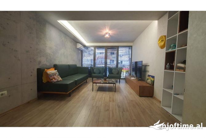 Shtepi ne shitje 1+1 ne Tirane - 220,000 Euro