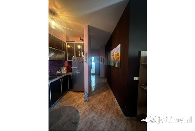 Shtepi ne shitje 2+1 ne Tirane - 120,000 Euro