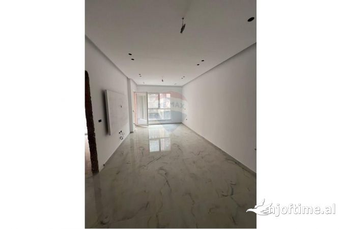 Shtepi ne shitje 1+1 ne Tirane - 119,000 Euro