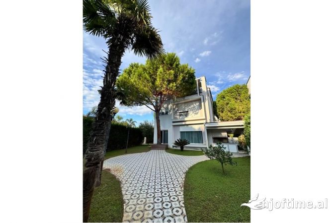 Shtepi ne shitje 4+1 ne Durres - 980,000 Euro