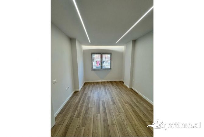 Shtepi ne shitje 1+1 ne Tirane - 120,000 Euro