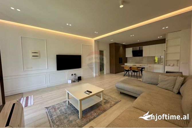 Shtepi me qera 2+1 ne Tirane - 1,200 Euro