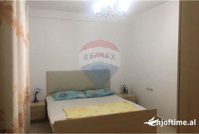 Shtepi me qera 1+1 ne Tirane - 35,000 Leke