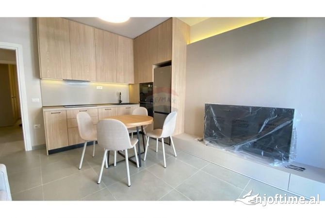 Shtepi me qera 2+1 ne Tirane - 950 Euro