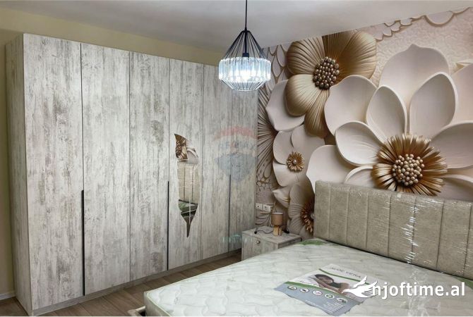 Shtepi me qera 2+1 ne Tirane - 850 Euro