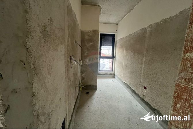 Shtepi ne shitje 2+1 ne Tirane - 300,000 Euro