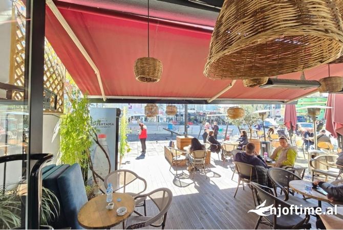 Ambient biznesi me qera 2+1 ne Tirane - 1,800 Euro