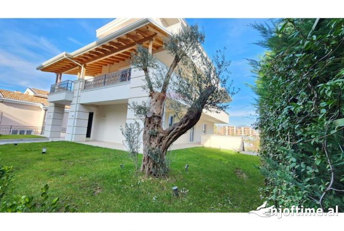 Shtepi me qera 6+1 ne Tirane - 5,000 Euro