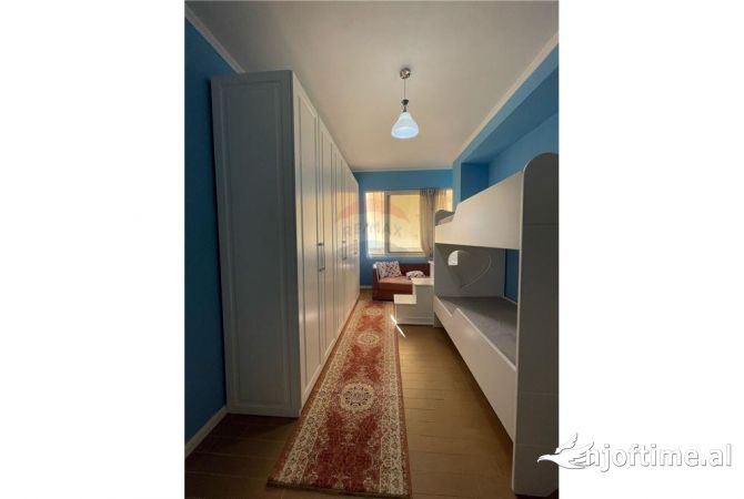 Shtepi me qera 2+1 ne Tirane - 750 Euro