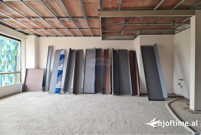 Shtepi ne shitje 1+1 ne Tirane - 280,000 Euro