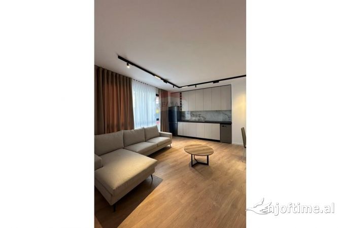 Shtepi me qera 1+1 ne Tirane - 600 Euro