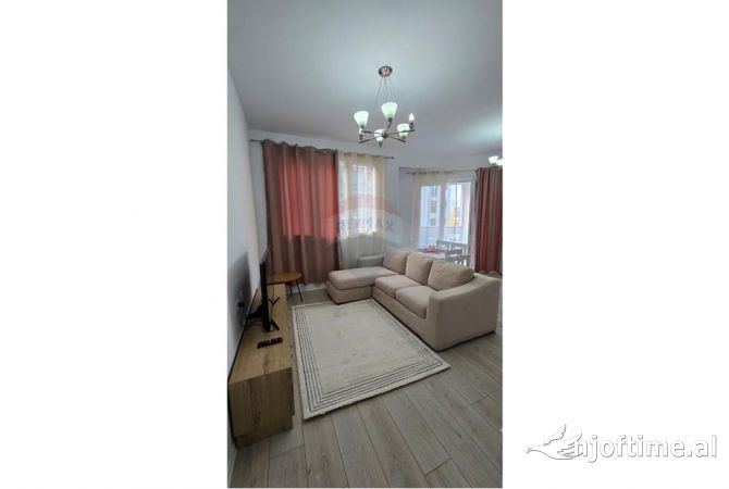 Shtepi me qera 2+1 ne Tirane - 650 Euro