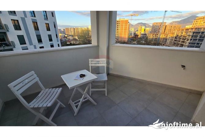 Shtepi me qera Apartament ne Tirane, 2+1, Mobilimi E mobiluar, Pagesa 650  Euro.