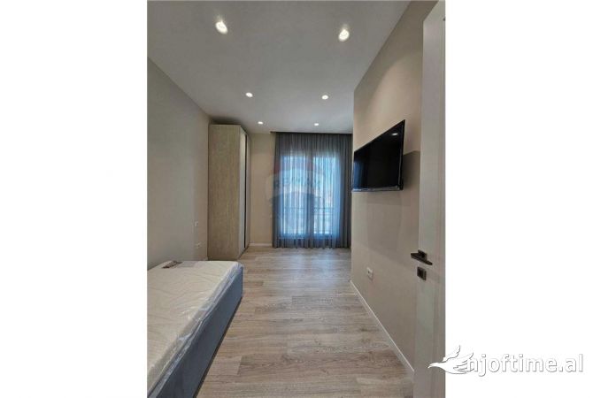 Shtepi me qera Apartament ne Tirane, 2+1, Mobilimi E mobiluar, Pagesa 1,300  Euro.