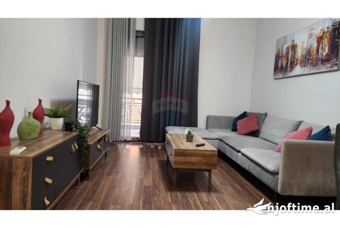 Shtepi me qera 1+1 ne Tirane - 850 Euro