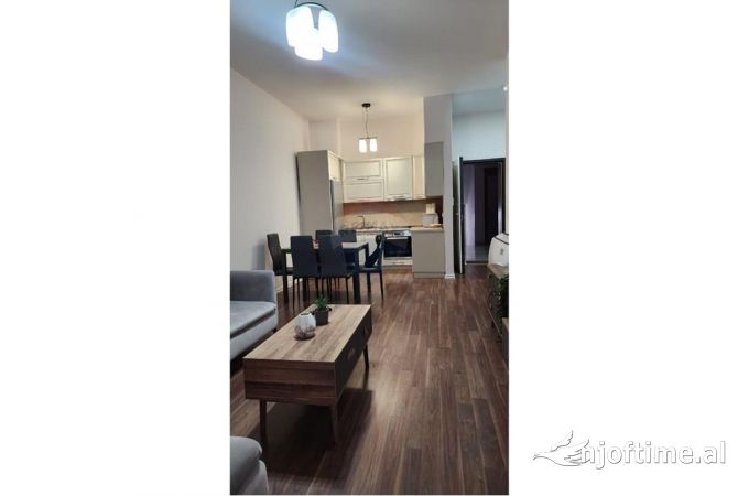 Shtepi me qera 1+1 ne Tirane - 850 Euro