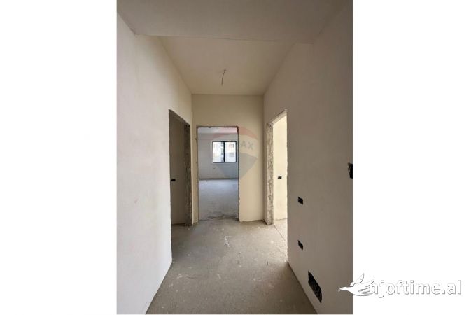 Shtepi ne shitje 2+1 ne Tirane - 213,000 Euro