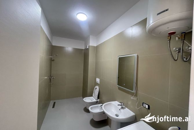 Shtepi me qera 1+1 ne Tirane - 400 Euro