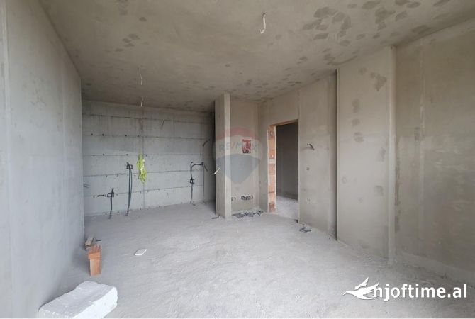 Shtepi ne shitje 1+1 ne Tirane - 110,000 Euro