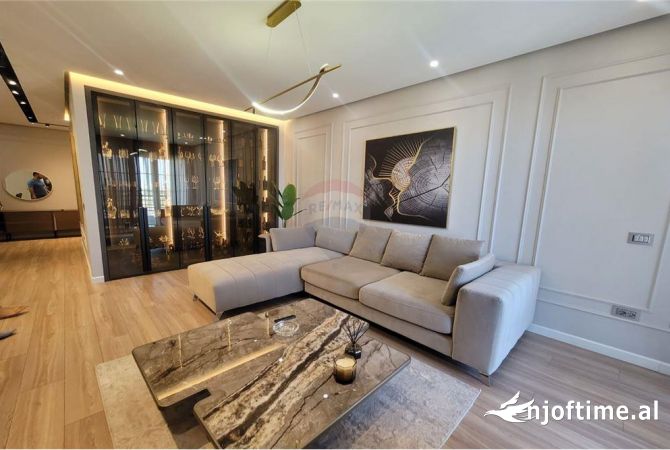 Shtepi ne shitje 2+1 ne Tirane - 290,000 Euro