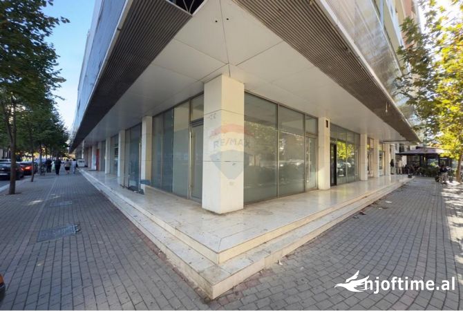 Ambient biznesi ne shitje 1+1 ne Tirane - 795,900 Euro