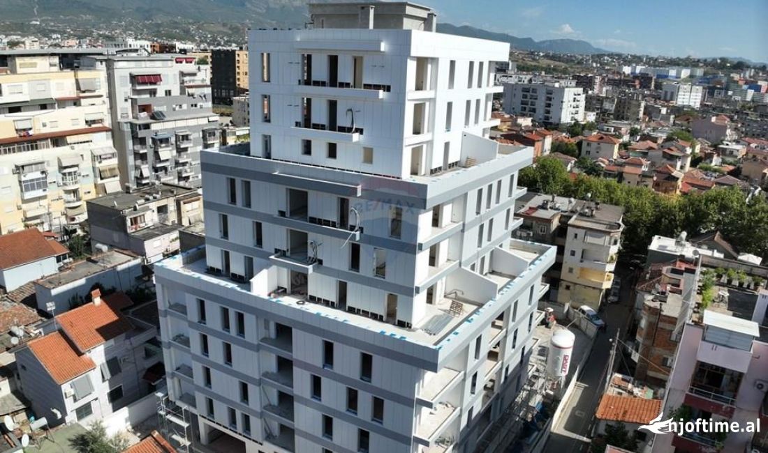 Shtepi ne shitje Apartament ne Tirane, 1+1, Mobilimi Bosh, pa mobiluar, Pagesa 115,770  Euro.