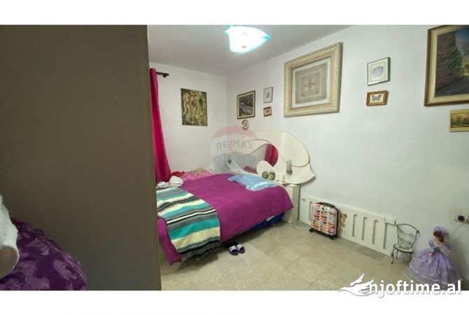 Shtepi ne shitje 2+1 ne Tirane - 198,000 Euro