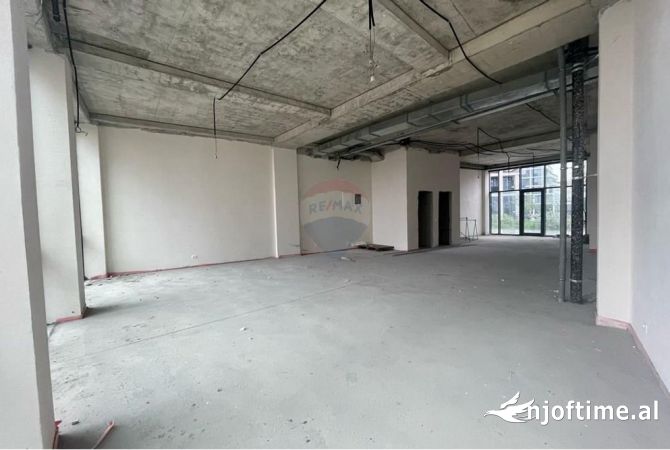 Ambient biznesi me qera 1+1 ne Tirane - 4,000 Euro