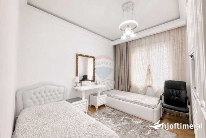 Shtepi ne shitje 3+1 ne Tirane - 245,000 Euro