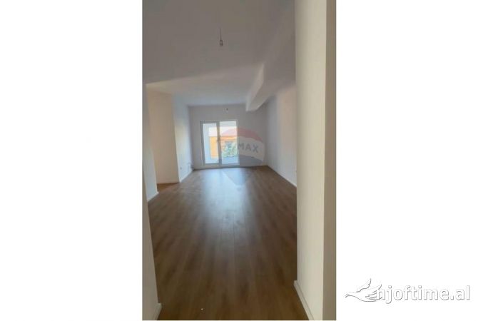 Shtepi ne shitje 3+1 ne Tirane - 16,800,000 Leke