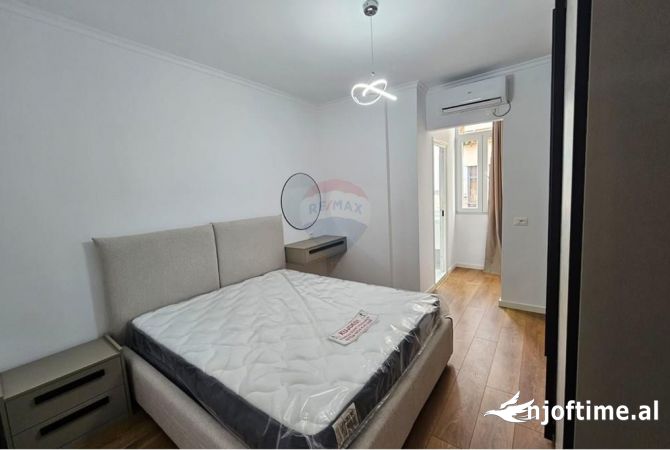 Shtepi me qera 2+1 ne Tirane - 750 Euro