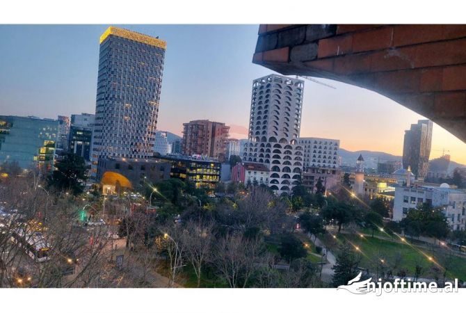 Shtepi me qera 2+1 ne Tirane - 730 Euro