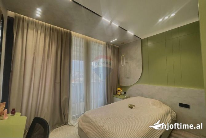 Shtepi ne shitje Apartament ne Tirane, 2+1, Mobilimi E mobiluar, Pagesa 270,000  Euro.