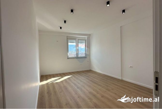 Shtepi ne shitje 2+1 ne Tirane - 195,000 Euro