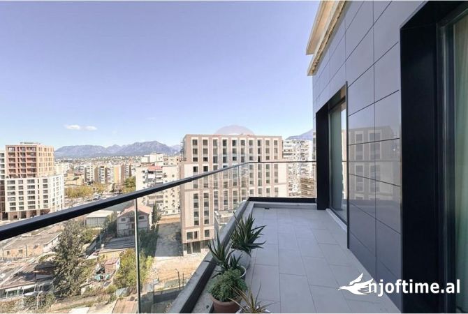 Shtepi ne shitje Apartament ne Tirane, 3+1, Mobilimi E mobiluar, Pagesa 299,000  Euro.