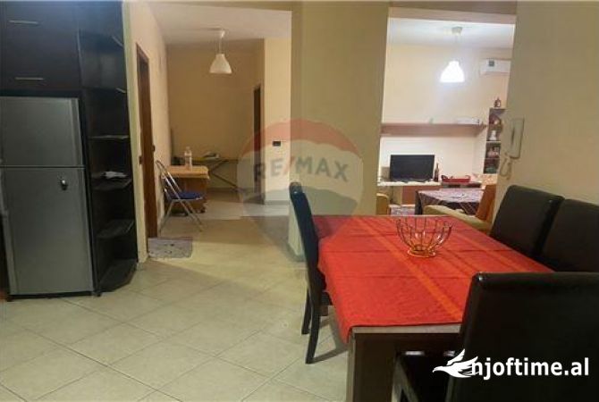 Shtepi me qera 2+1 ne Tirane - 40,000 Leke