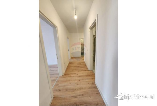 Shtepi ne shitje 2+1 ne Tirane - 252,000 Euro