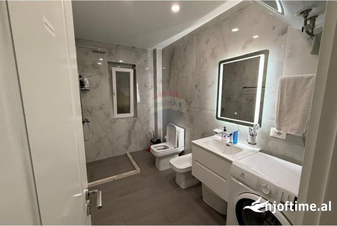 Shtepi ne shitje Apartament ne Tirane, 1+1, Mobilimi E mobiluar, Pagesa 145,000  Euro.