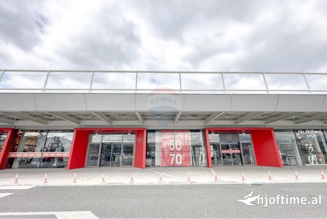 Ambient biznesi me qera 3+1 ne Tirane - 13,800 Euro