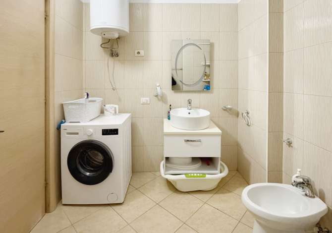 Shtepi me qera Apartament ne Tirane, 1+1, Mobilimi E mobiluar, Pagesa 500  Euro.