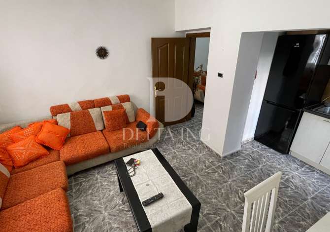 Shtepi me qera Apartament ne Tirane, 1+1, Mobilimi E mobiluar, Pagesa 330  Euro.