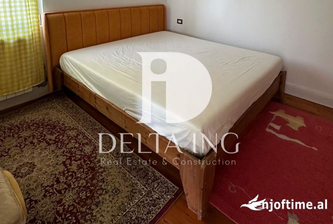 Shtepi me qera Shtepi Private ne Tirane, 2+1, Mobilimi E mobiluar, Pagesa 850  Euro.