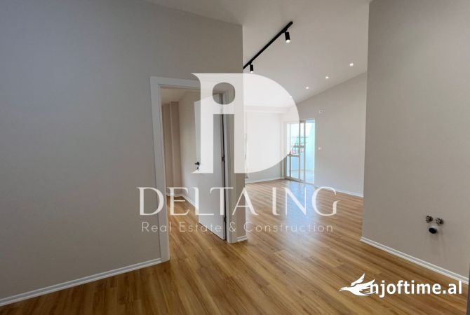 Shtepi ne shitje Apartament ne Durres, 1+1, Mobilimi Bosh, pa mobiluar, Pagesa 97,000  Euro.