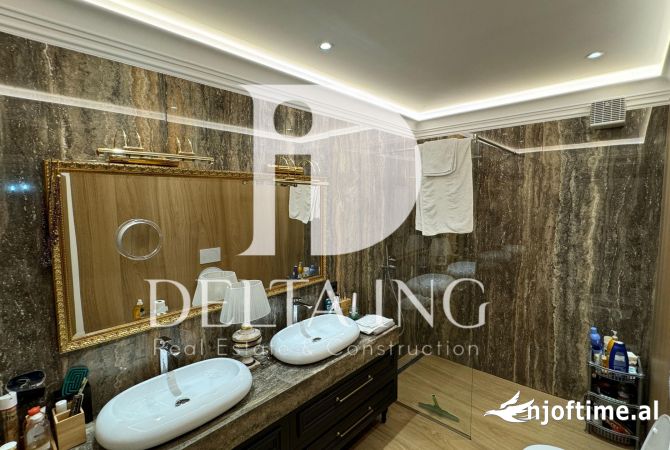 Shtepi ne shitje Apartament ne Tirane, 4+1, Mobilimi E mobiluar, Pagesa 750,000  Euro.