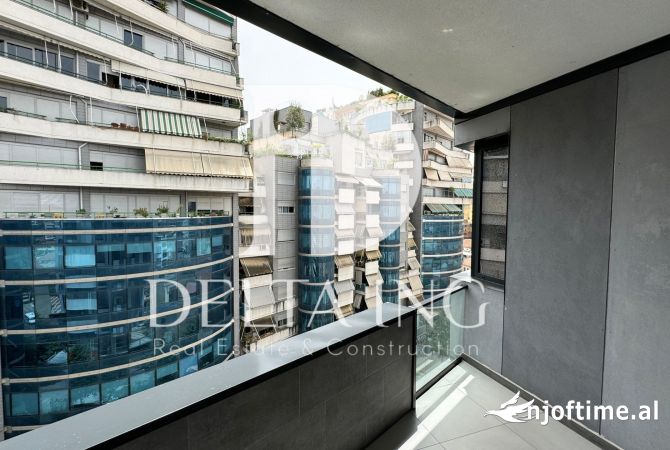 Shtepi ne shitje Apartament ne Tirane, 4+1, Mobilimi E mobiluar, Pagesa 750,000  Euro.