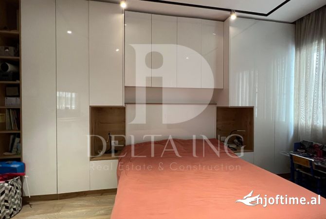 Shtepi ne shitje Apartament ne Tirane, 1+1, Mobilimi E mobiluar, Pagesa 137,000  Euro.