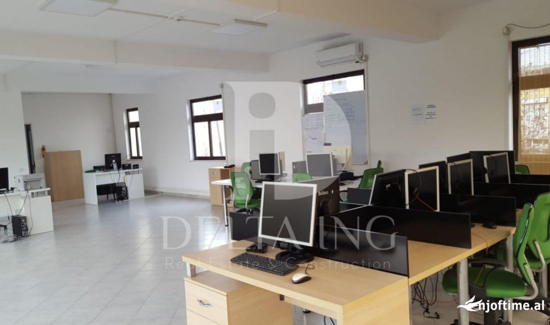 Jepet me qera ambient komercial ne Laprake